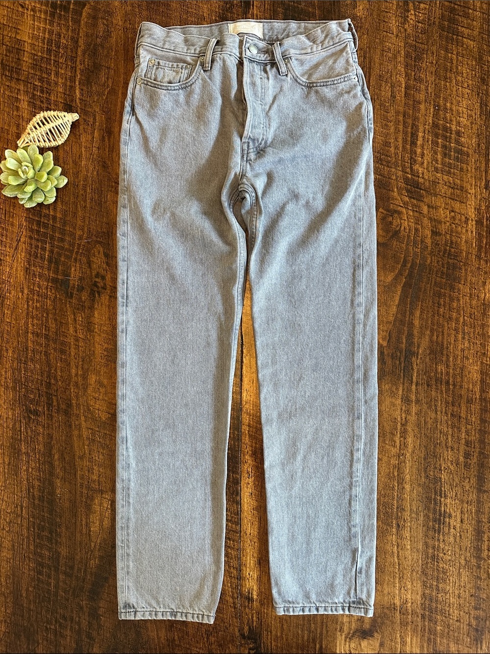 Everlane | The Relaxed Straight Jean in Grey Wash, Organic Cotton, Size 25L